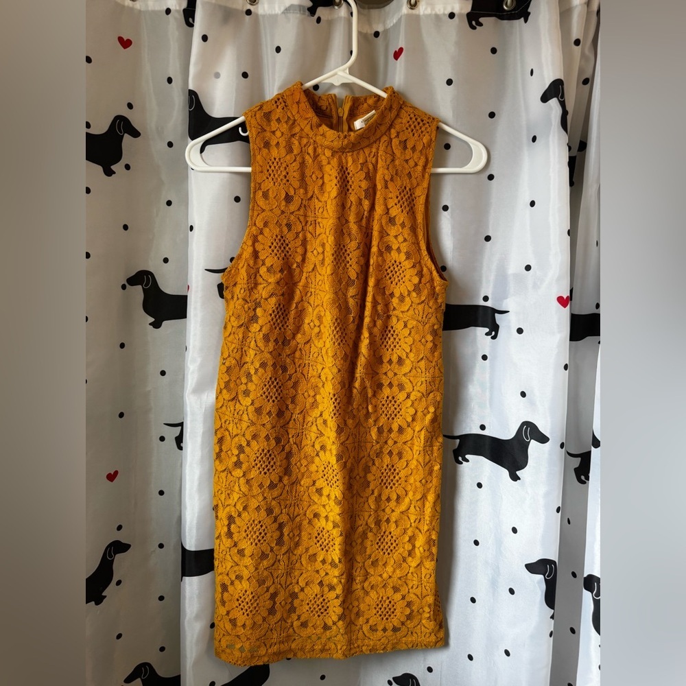 Yellow Sleeveless Mock Neck Sheath Dress
